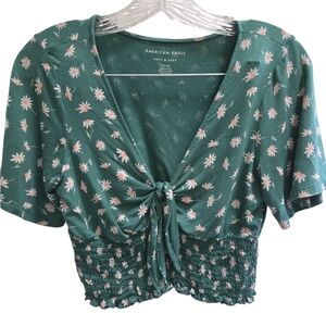 American Eagle Outfitters Green Floral Women's Top